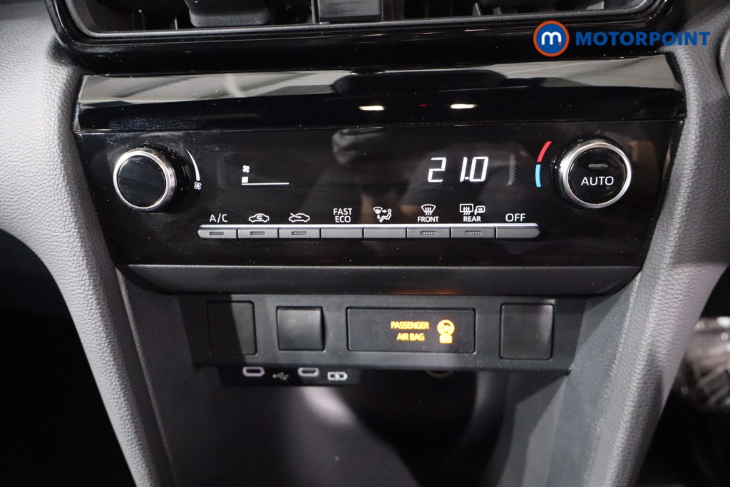 Toyota Yaris Cross Design Automatic Petrol-Electric Hybrid Estate - Stock Number (1573946) - 18th supplementary image