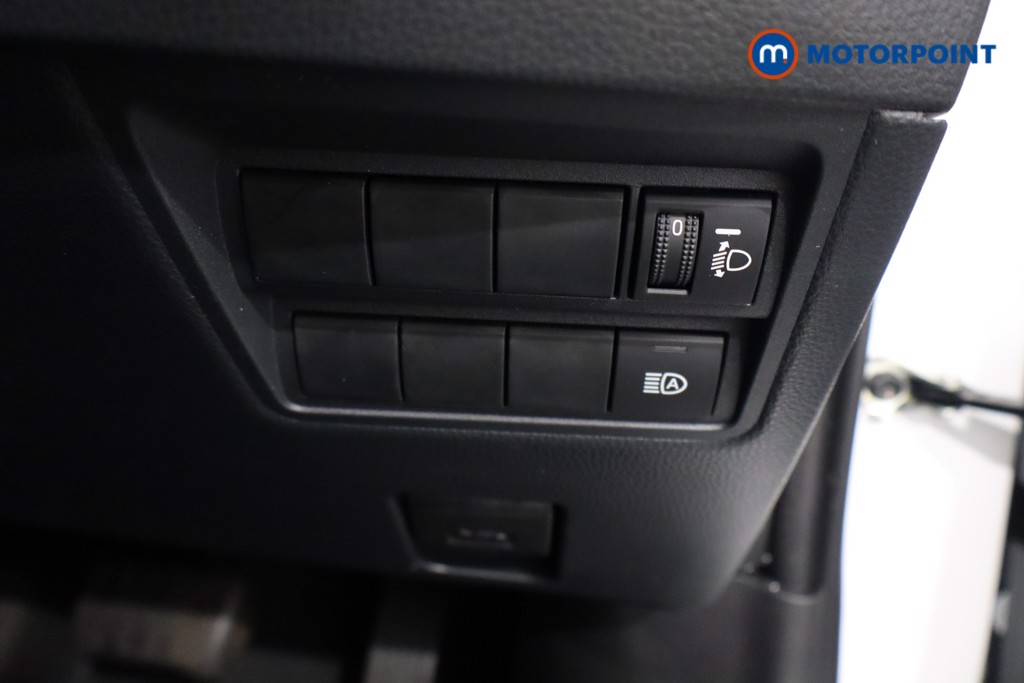 Toyota Yaris Cross Design Automatic Petrol-Electric Hybrid Estate - Stock Number (1573946) - 20th supplementary image