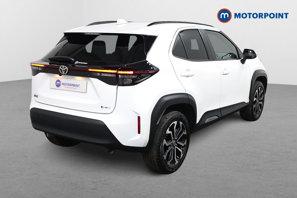 Toyota Yaris Cross Design Automatic Petrol-Electric Hybrid Estate - Stock Number (1573946) - Drivers side rear corner