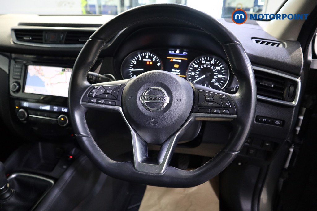 Nissan Qashqai N-Connecta Manual Petrol SUV - Stock Number (1573958) - 2nd supplementary image