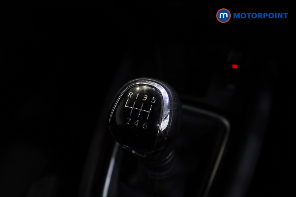 Nissan Qashqai N-Connecta Manual Petrol SUV - Stock Number (1573958) - 8th supplementary image