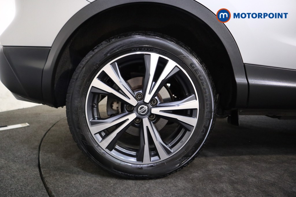 Nissan Qashqai N-Connecta Manual Petrol SUV - Stock Number (1573958) - 12th supplementary image