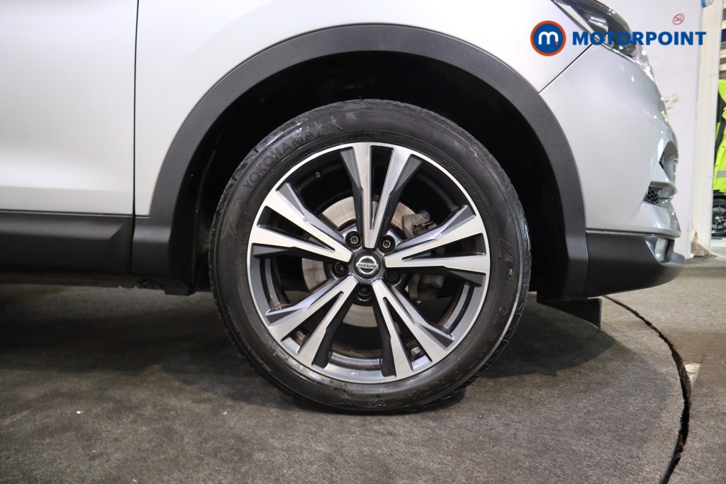 Nissan Qashqai N-Connecta Manual Petrol SUV - Stock Number (1573958) - 13th supplementary image