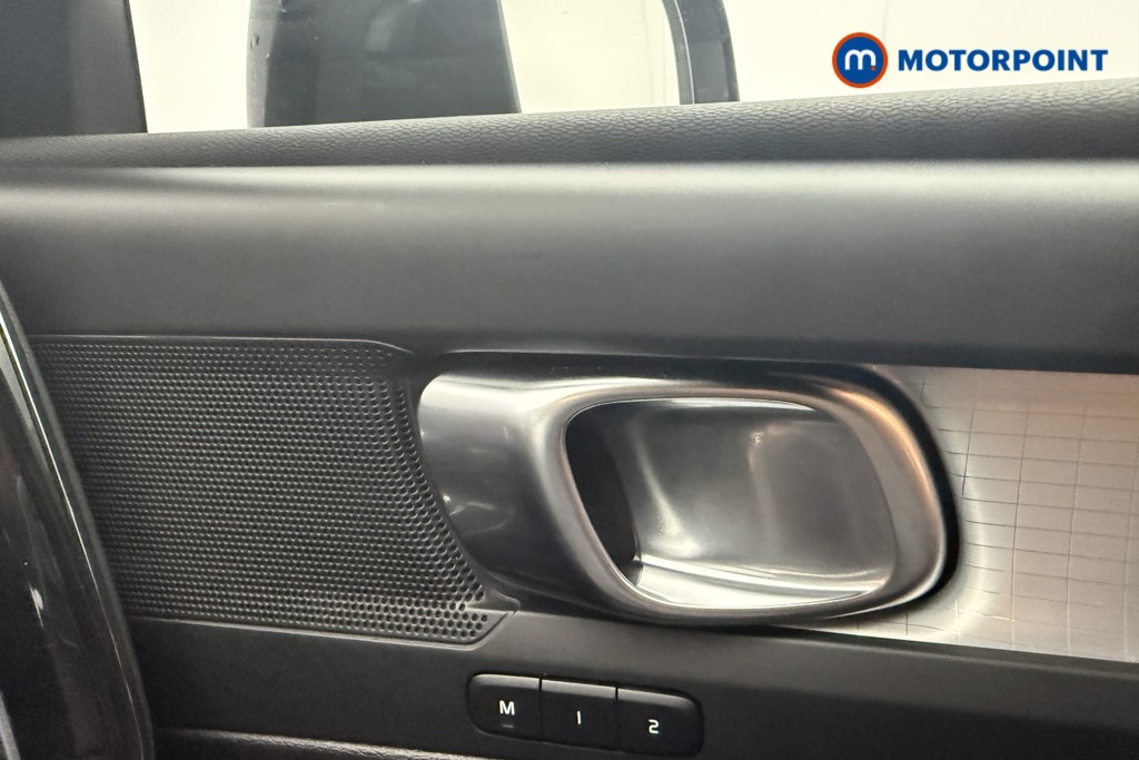 Volvo Xc40 Plus Automatic Petrol SUV - Stock Number (1574034) - 14th supplementary image
