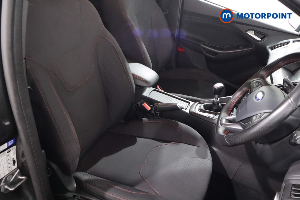 Ford Focus St-Line X Manual Petrol Estate - Stock Number (1574048) - 24th supplementary image