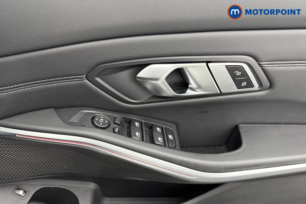 BMW 3 Series M Sport Automatic Petrol Plug-In Hybrid Saloon - Stock Number (1574661) - 18th supplementary image