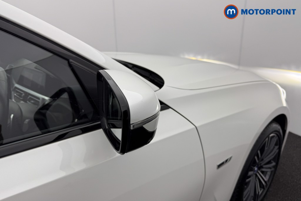 BMW 3 Series M Sport Automatic Petrol Plug-In Hybrid Saloon - Stock Number (1574661) - 20th supplementary image