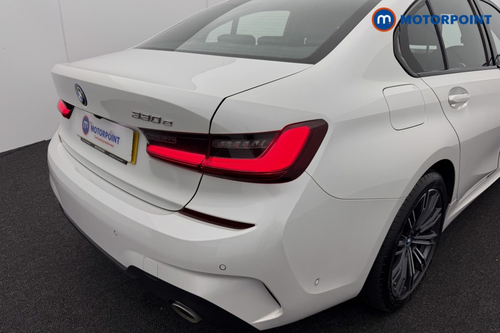 BMW 3 Series M Sport Automatic Petrol Plug-In Hybrid Saloon - Stock Number (1574661) - 28th supplementary image