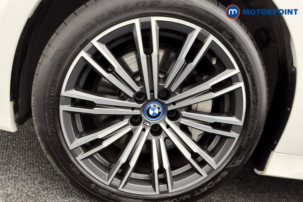 BMW 3 Series M Sport Automatic Petrol Plug-In Hybrid Saloon - Stock Number (1574661) - 31st supplementary image