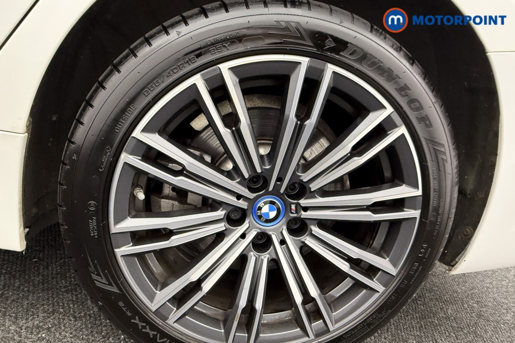 BMW 3 Series M Sport Automatic Petrol Plug-In Hybrid Saloon - Stock Number (1574661) - 32nd supplementary image