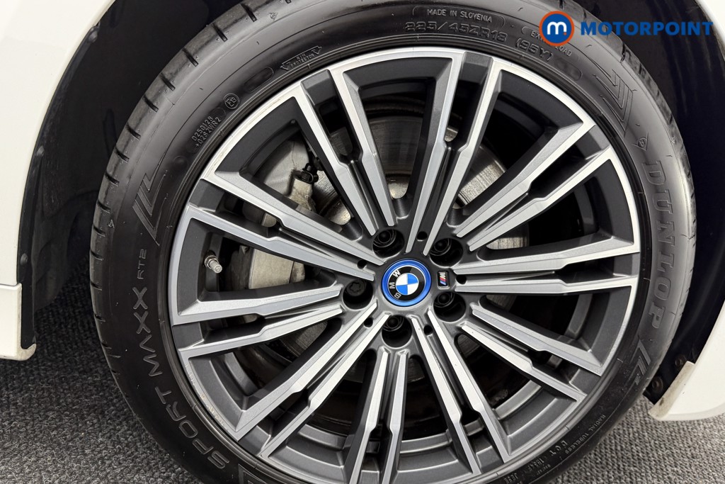 BMW 3 Series M Sport Automatic Petrol Plug-In Hybrid Saloon - Stock Number (1574661) - 34th supplementary image
