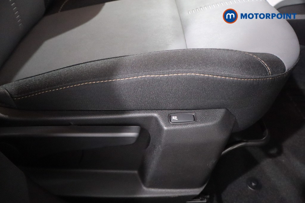 Dacia Duster Extreme Automatic Petrol SUV - Stock Number (1574662) - 21st supplementary image
