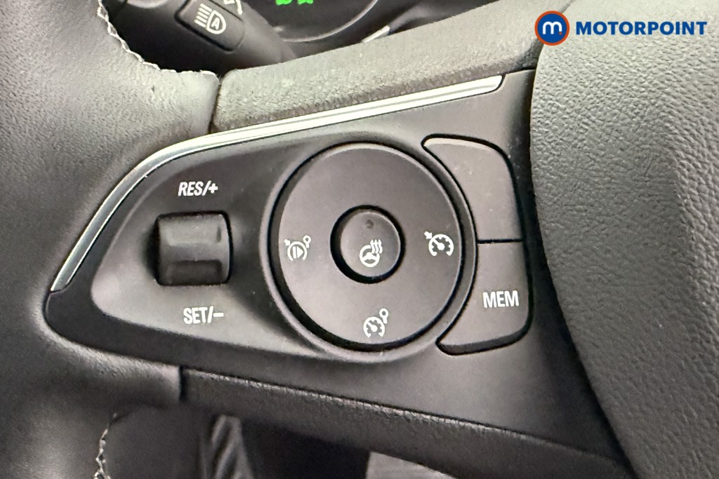 Vauxhall Crossland Elite Edition Automatic Petrol SUV - Stock Number (1574666) - 12th supplementary image