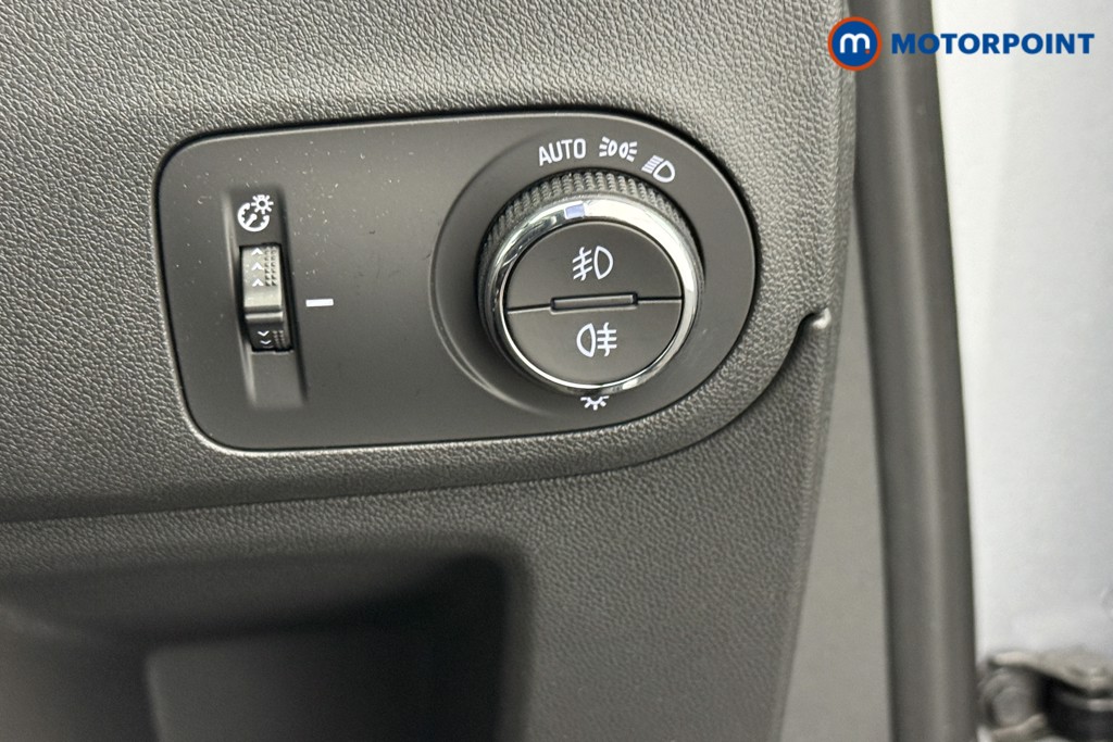 Vauxhall Crossland Elite Edition Automatic Petrol SUV - Stock Number (1574666) - 14th supplementary image