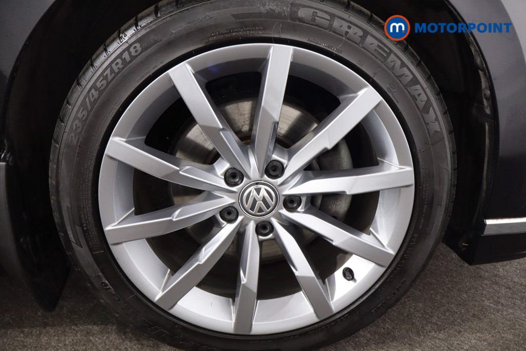 Volkswagen Passat R-Line Automatic Diesel Estate - Stock Number (1574754) - 10th supplementary image