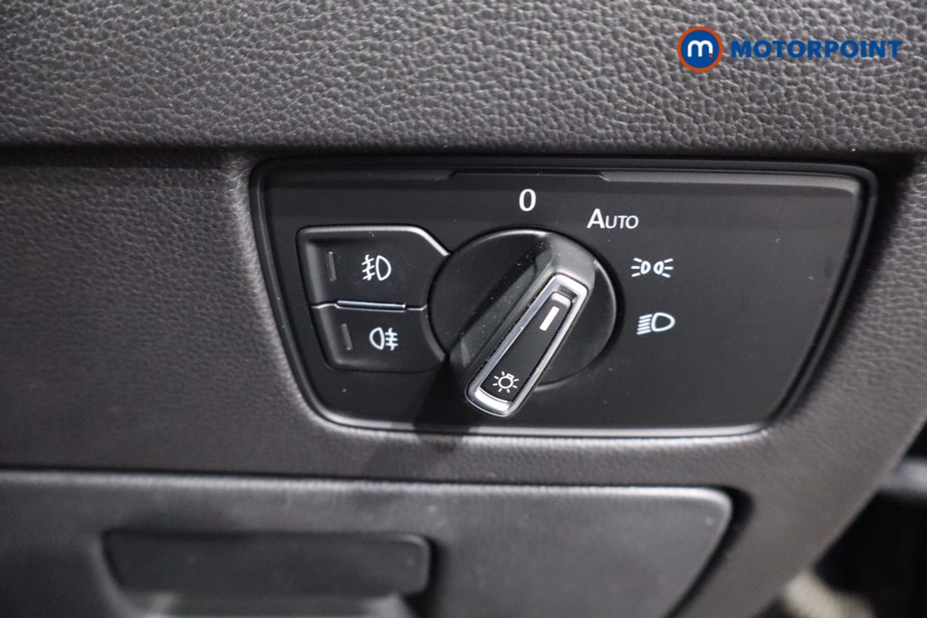 Volkswagen Passat R-Line Automatic Diesel Estate - Stock Number (1574754) - 25th supplementary image