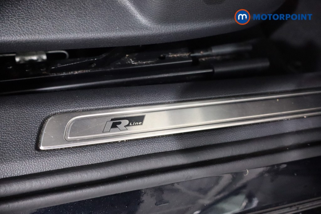 Volkswagen Passat R-Line Automatic Diesel Estate - Stock Number (1574754) - 26th supplementary image