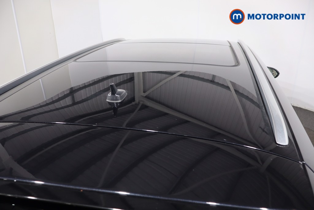 Volkswagen Passat R-Line Automatic Diesel Estate - Stock Number (1574754) - 39th supplementary image