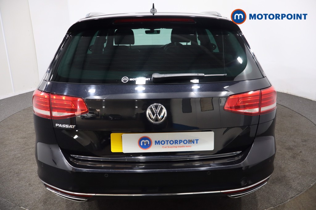 Volkswagen Passat R-Line Automatic Diesel Estate - Stock Number (1574754) - 44th supplementary image