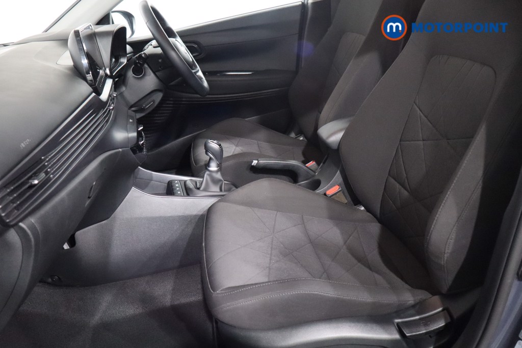 Hyundai Bayon Premium Manual Petrol-Electric Hybrid SUV - Stock Number (1574849) - 4th supplementary image
