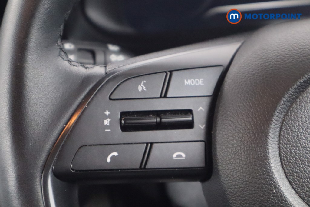 Hyundai Bayon Premium Manual Petrol-Electric Hybrid SUV - Stock Number (1574849) - 7th supplementary image