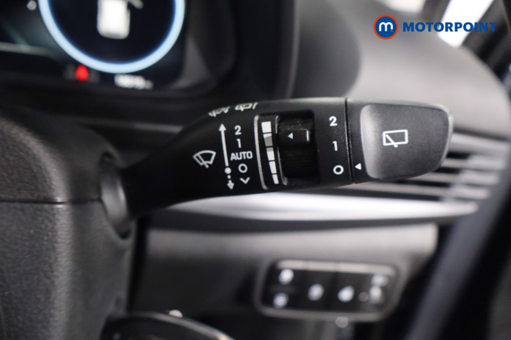 Hyundai Bayon Premium Manual Petrol-Electric Hybrid SUV - Stock Number (1574849) - 18th supplementary image