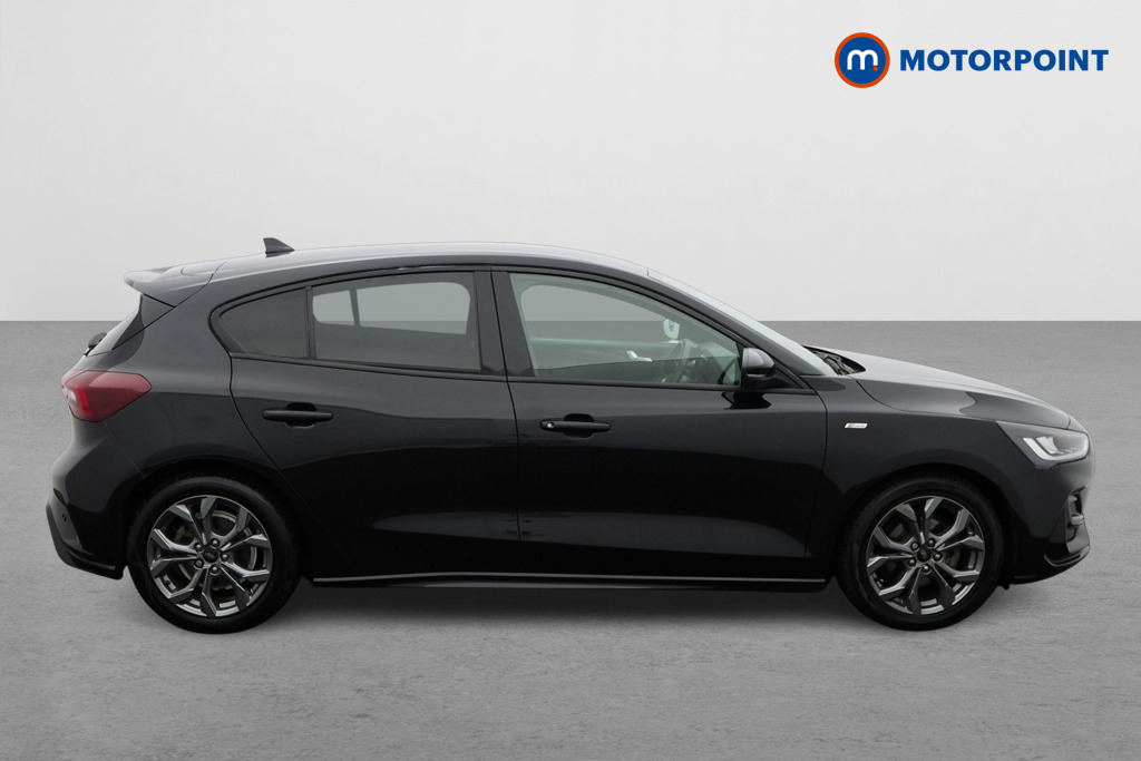 Ford Focus St-Line Manual Petrol Hatchback - Stock Number (1494872) - Drivers side