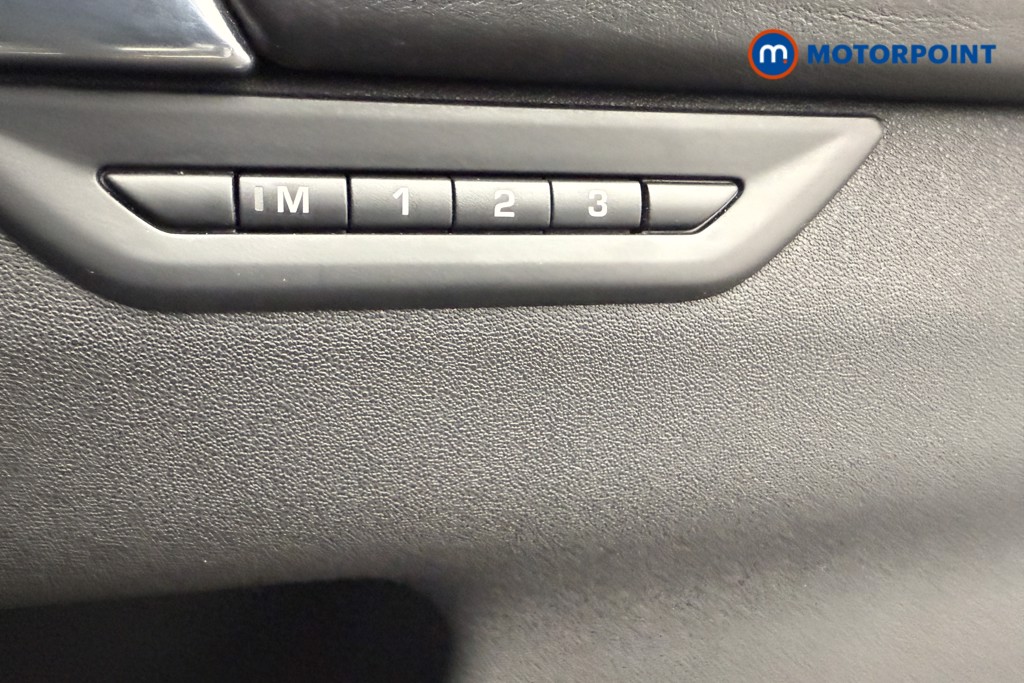 Land Rover Discovery Sport R-Dynamic Hse Automatic Petrol SUV - Stock Number (1557547) - 17th supplementary image