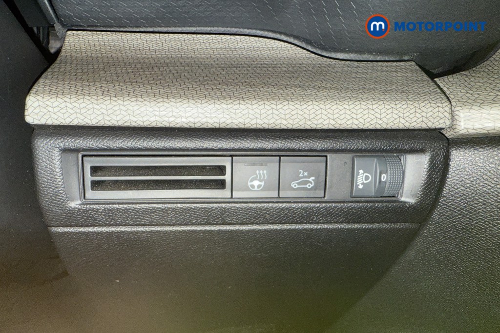 Citroen C5 X Shine Plus Automatic Petrol Hatchback - Stock Number (1561630) - 17th supplementary image
