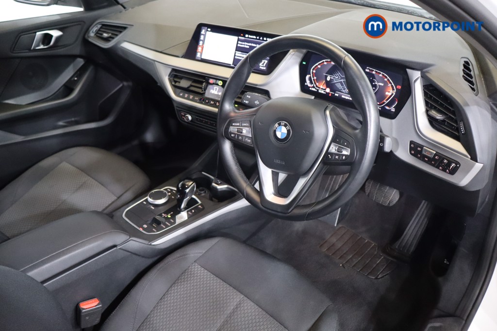 BMW 1 Series SE Automatic Petrol Hatchback - Stock Number (1563446) - 1st supplementary image