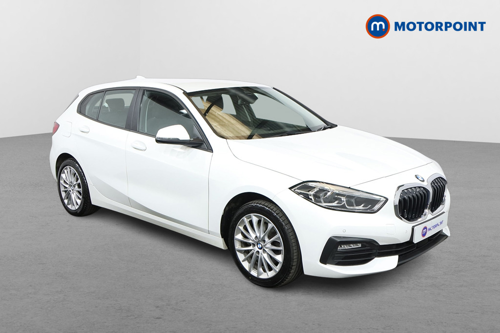 BMW 1 Series SE Automatic Petrol Hatchback - Stock Number (1563446) - Drivers side front corner
