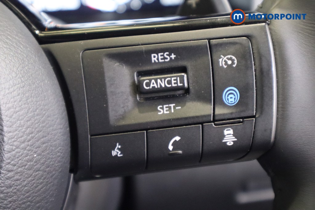 Nissan Qashqai N-Connecta Automatic Petrol SUV - Stock Number (1563926) - 18th supplementary image