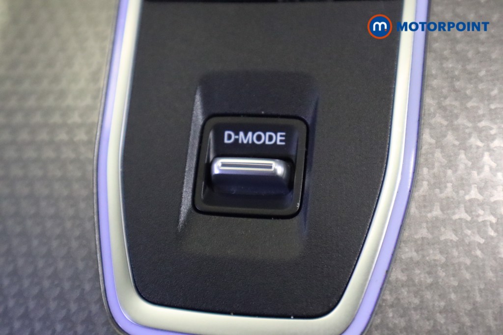 Nissan Qashqai N-Connecta Automatic Petrol SUV - Stock Number (1563926) - 22nd supplementary image