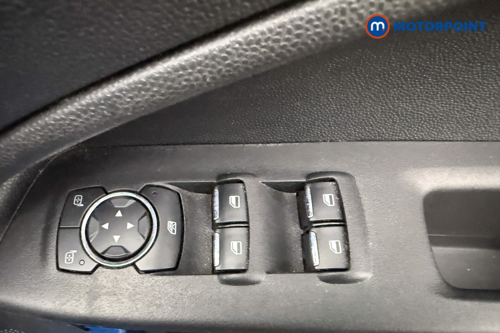Ford Ecosport Titanium Manual Petrol SUV - Stock Number (1564156) - 19th supplementary image
