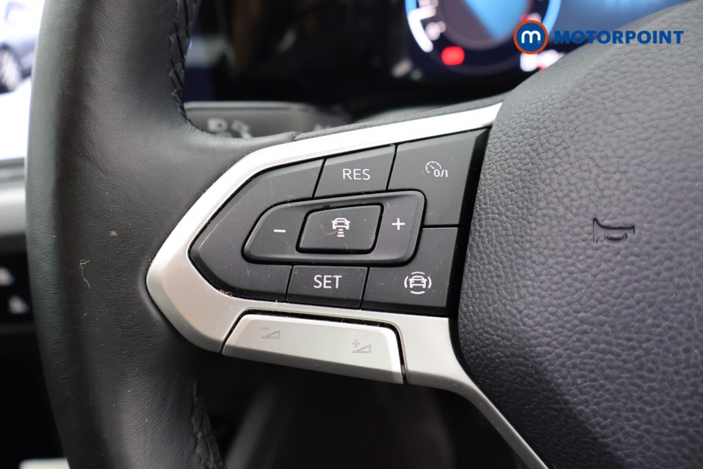 Volkswagen Golf Life Manual Petrol Hatchback - Stock Number (1564761) - 2nd supplementary image