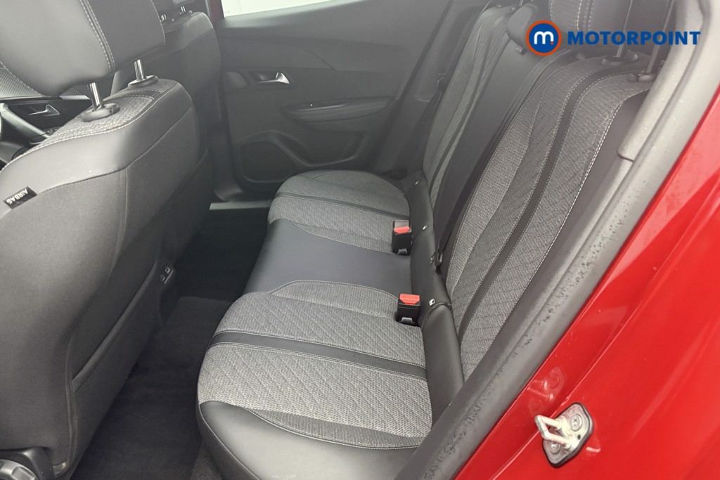 Peugeot 2008 Allure Manual Petrol SUV - Stock Number (1564799) - 1st supplementary image