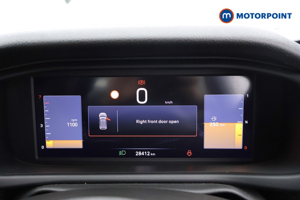 Jeep Avenger Altitude Manual Petrol SUV - Stock Number (1565136) - 4th supplementary image