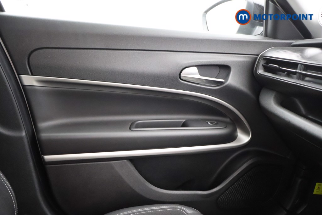 Jeep Avenger Altitude Manual Petrol SUV - Stock Number (1565136) - 7th supplementary image