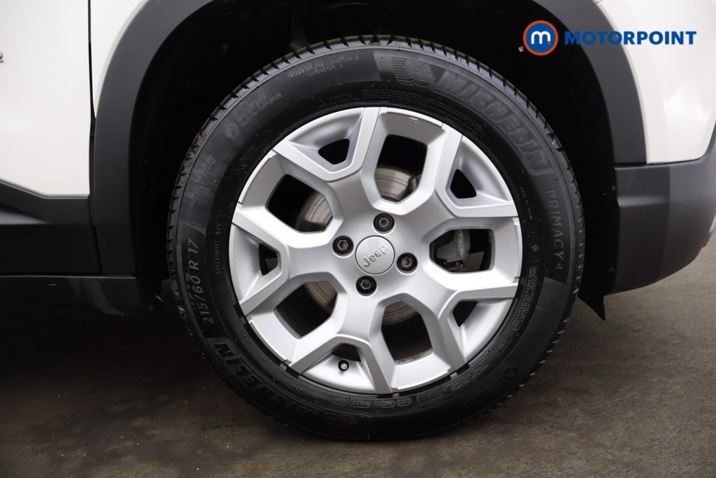 Jeep Avenger Altitude Manual Petrol SUV - Stock Number (1565136) - 18th supplementary image