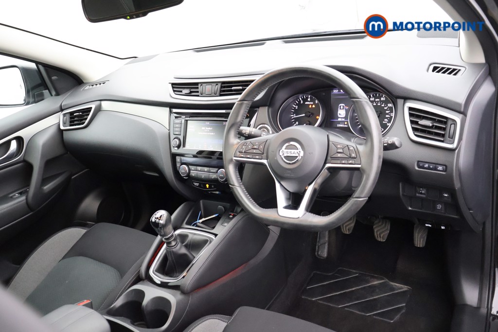Nissan Qashqai N-Connecta Manual Petrol SUV - Stock Number (1565406) - 10th supplementary image