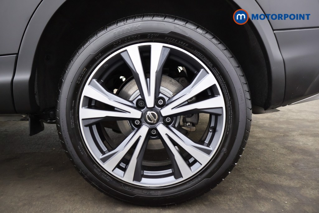 Nissan Qashqai N-Connecta Manual Petrol SUV - Stock Number (1565406) - 16th supplementary image