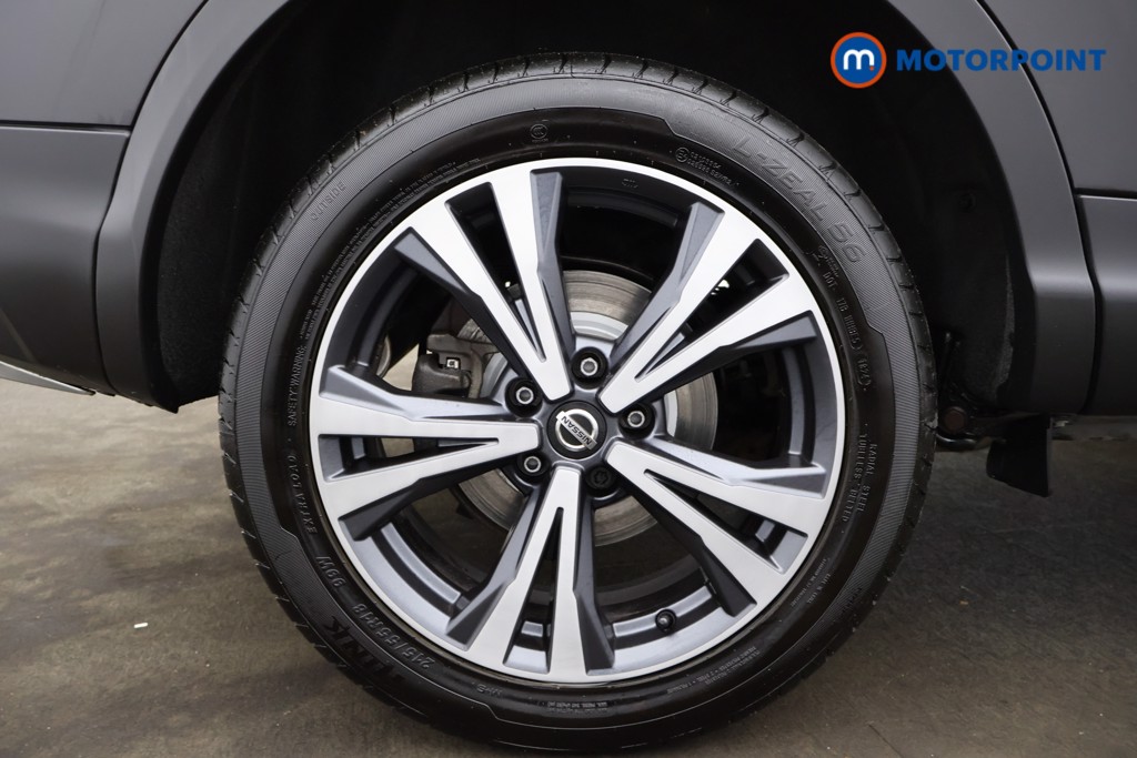 Nissan Qashqai N-Connecta Manual Petrol SUV - Stock Number (1565406) - 17th supplementary image