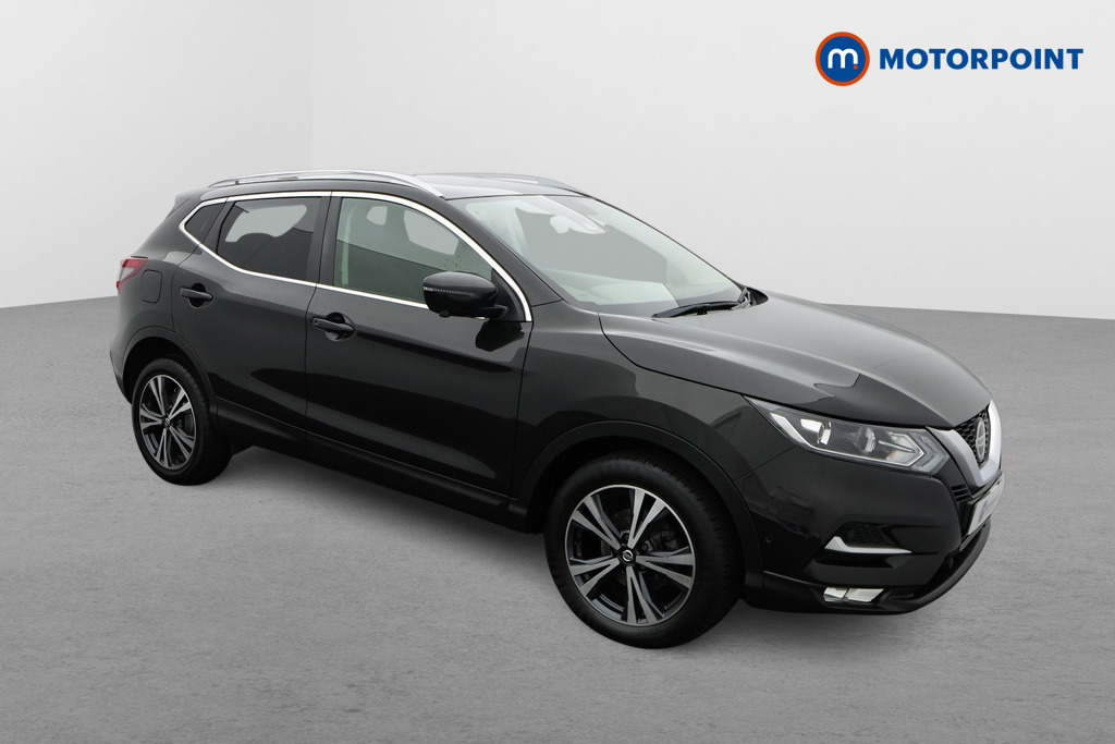 Nissan Qashqai N-Connecta Manual Petrol SUV - Stock Number (1565406) - Drivers side front corner