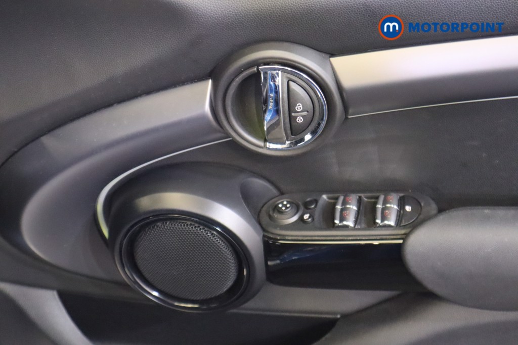 Mini Hatchback Cooper S Exclusive Automatic Petrol Hatchback - Stock Number (1565773) - 14th supplementary image
