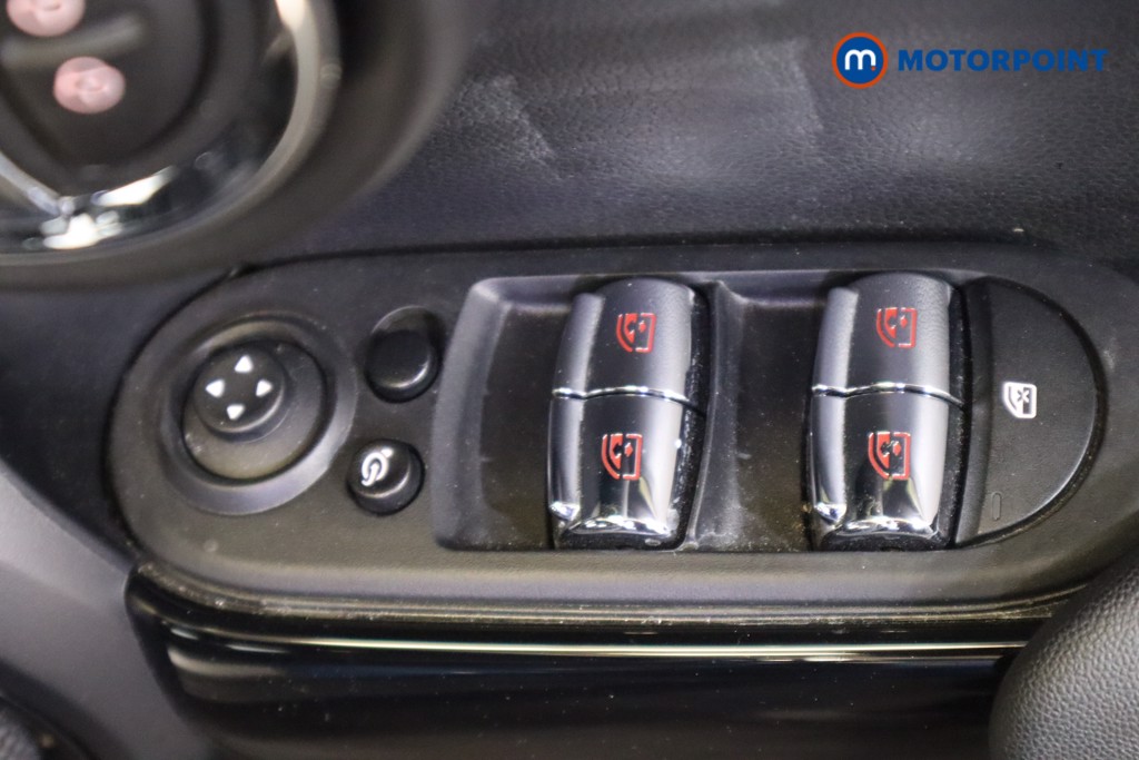 Mini Hatchback Cooper S Exclusive Automatic Petrol Hatchback - Stock Number (1565773) - 15th supplementary image