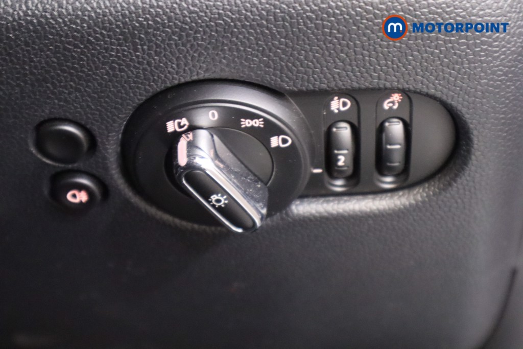 Mini Hatchback Cooper S Exclusive Automatic Petrol Hatchback - Stock Number (1565773) - 16th supplementary image