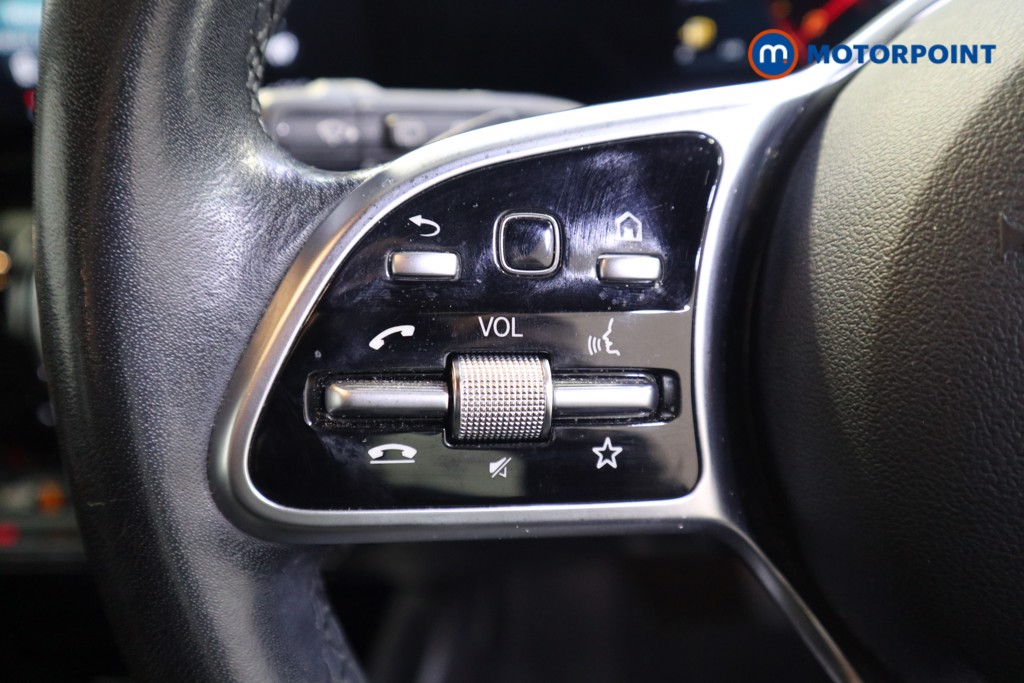 Mercedes-Benz B Class Sport Automatic Diesel Hatchback - Stock Number (1566128) - 5th supplementary image