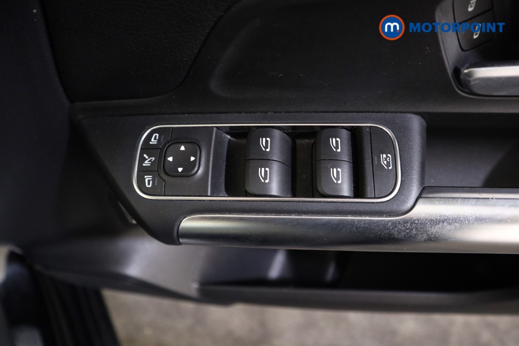 Mercedes-Benz B Class Sport Automatic Diesel Hatchback - Stock Number (1566128) - 9th supplementary image