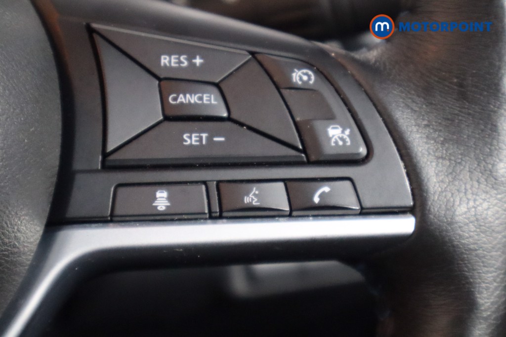 Nissan Leaf N-Connecta Automatic Electric Hatchback - Stock Number (1566937) - 8th supplementary image
