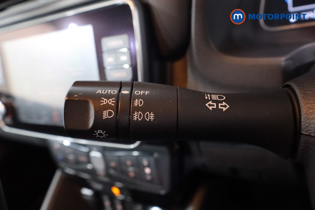 Nissan Leaf N-Connecta Automatic Electric Hatchback - Stock Number (1566937) - 17th supplementary image